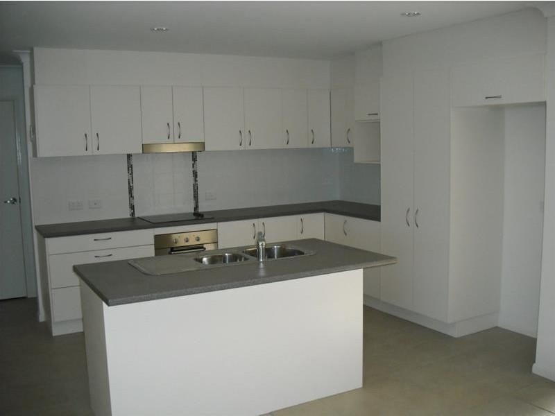 4 Hurse Street, Chinchilla QLD 4413