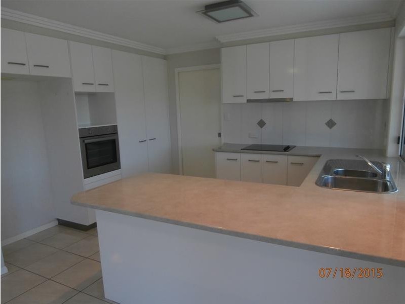 10 McKenzie Street, Chinchilla QLD 4413