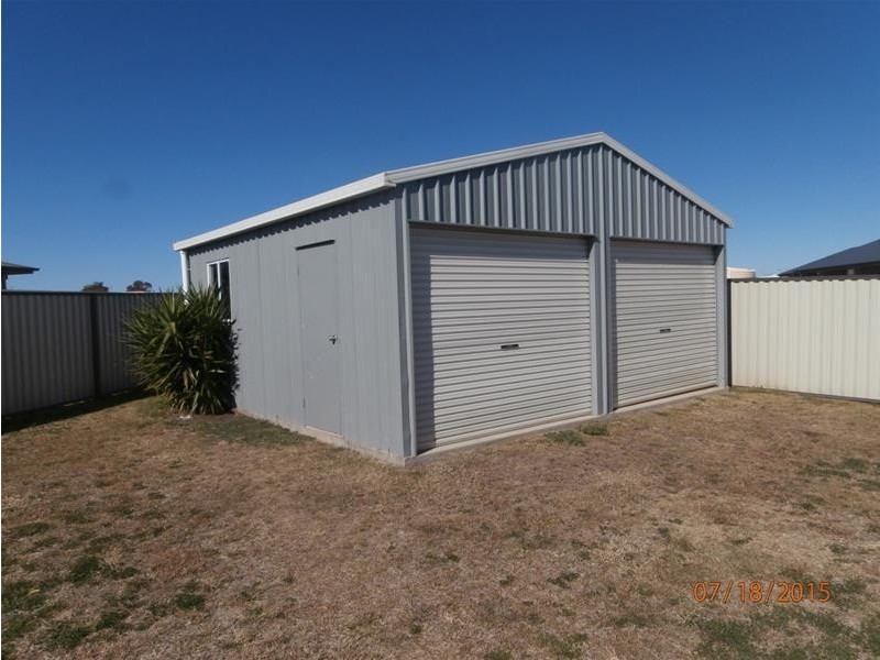 10 McKenzie Street, Chinchilla QLD 4413