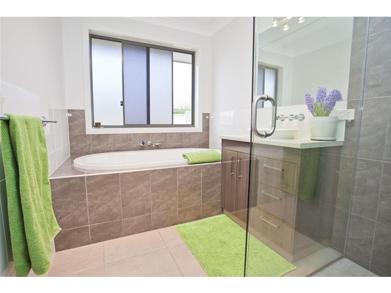 5 Lewis Street, Chinchilla QLD 4413