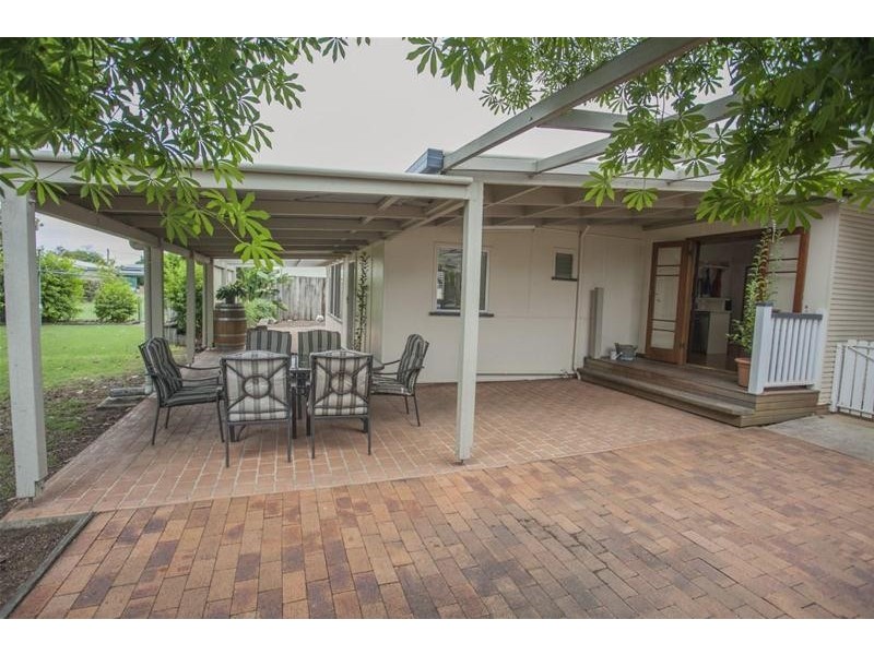 13 Birkett Street, Chinchilla QLD 4413