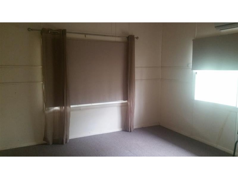 41 Windmill Road, Chinchilla QLD 4413