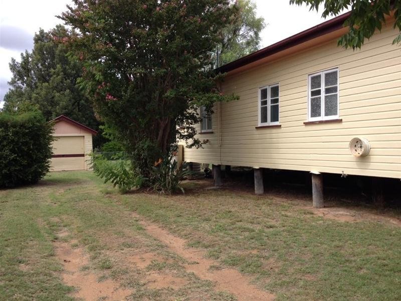 16 King Street, Chinchilla QLD 4413