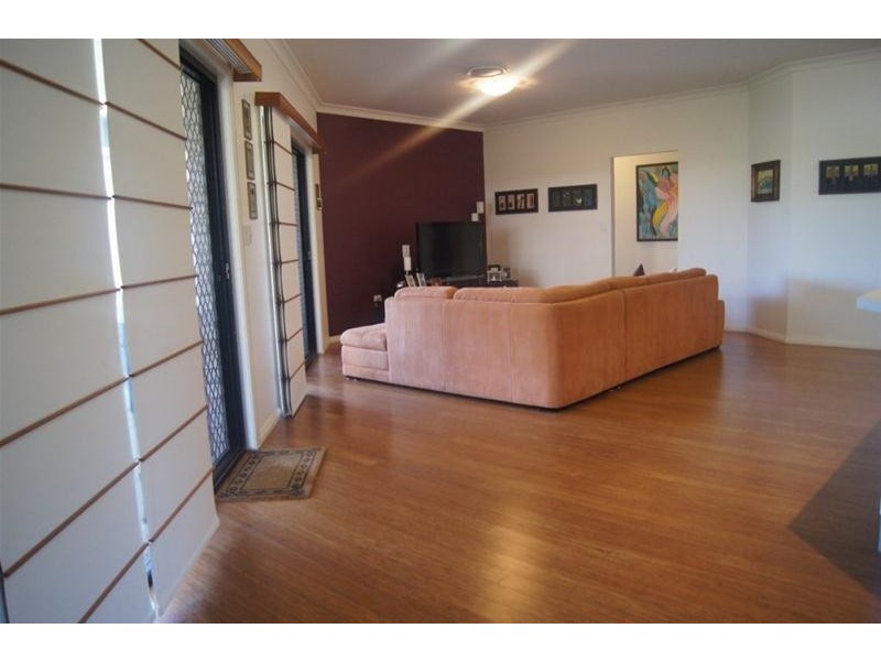 21 Sommerfeld Crescent, Chinchilla QLD 4413