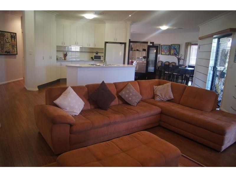 21 Sommerfeld Crescent, Chinchilla QLD 4413