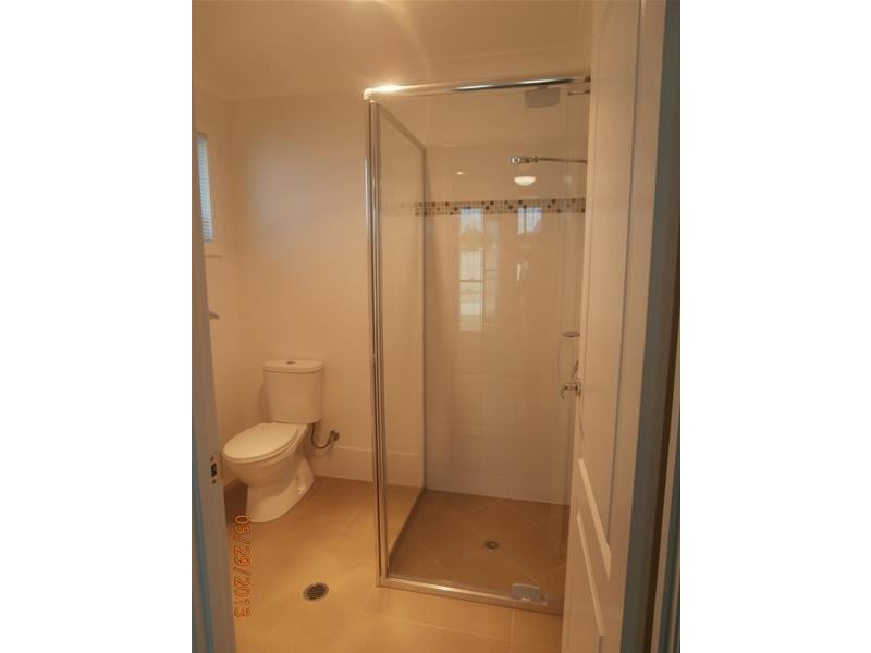 33 Bishop Drive, Miles QLD 4415