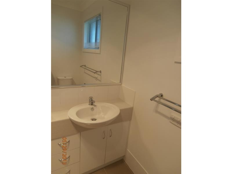 33 Bishop Drive, Miles QLD 4415