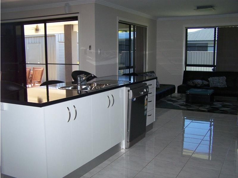 7 Lewis Street, Chinchilla QLD 4413