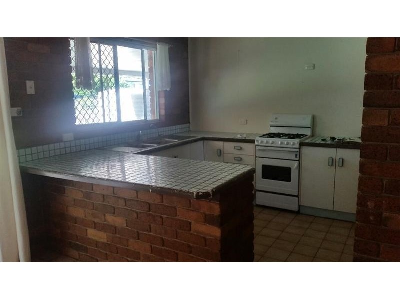 25 Zeller Street, Chinchilla QLD 4413