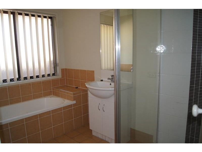 10 Back Avenue, Chinchilla QLD 4413