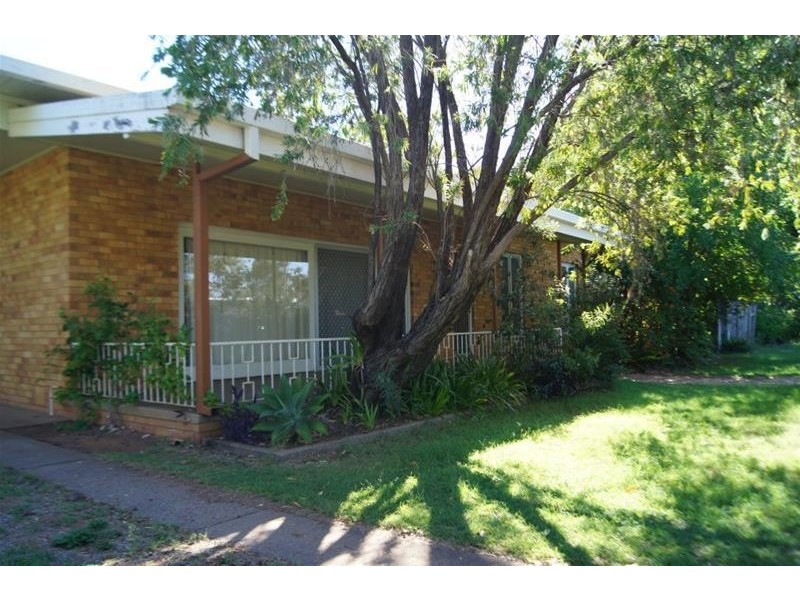 25 Fraser Street, Chinchilla QLD 4413