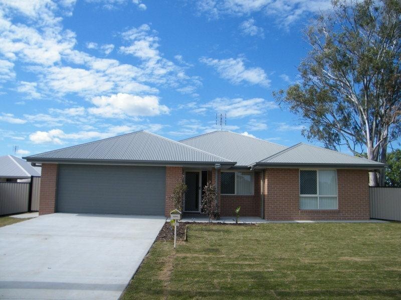 79 Windmill Road, Chinchilla QLD 4413