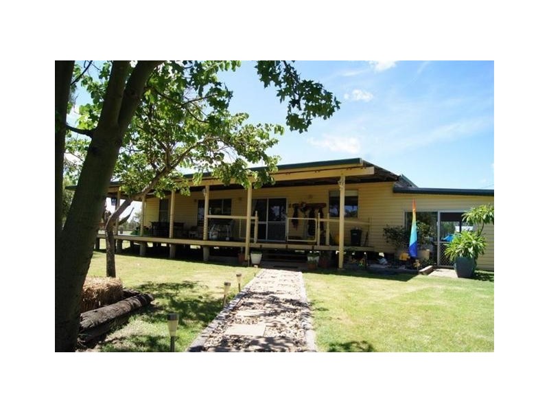 885 Auburn Road, Chinchilla QLD 4413