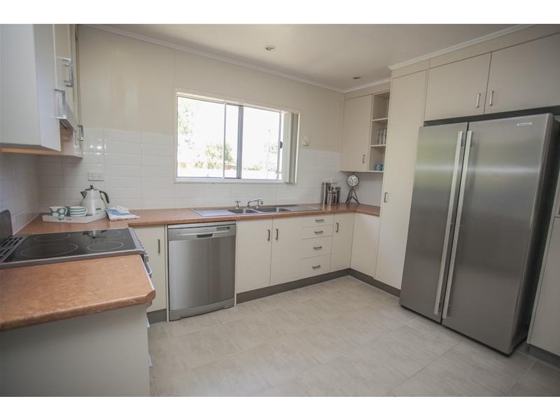 3 Sheriff Street, Chinchilla QLD 4413