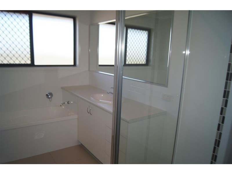 Lot 2/20 Dudley Street, Chinchilla QLD 4413