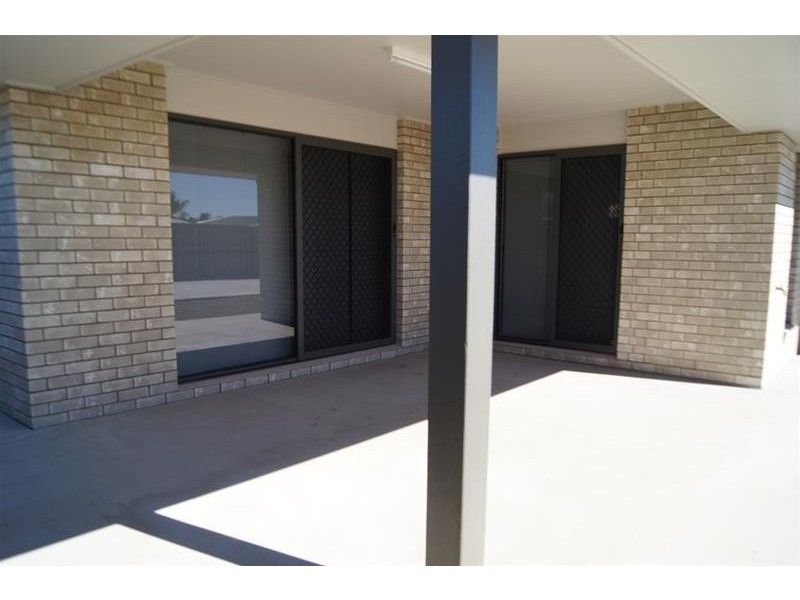 Lot 2/20 Dudley Street, Chinchilla QLD 4413