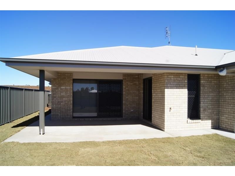 Lot 2/20 Dudley Street, Chinchilla QLD 4413