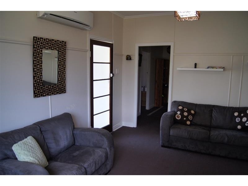 5 Barber Street, Chinchilla QLD 4413