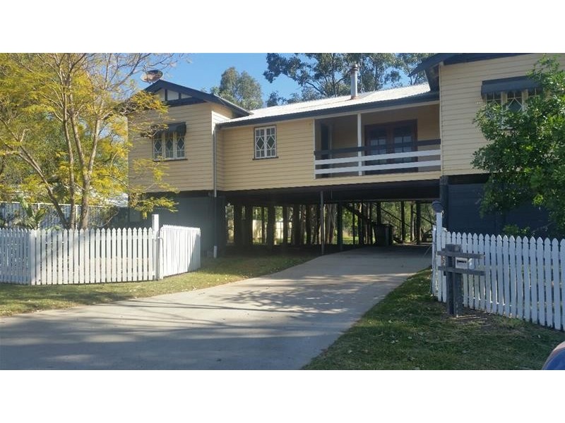 5 Middle Street, Chinchilla QLD 4413