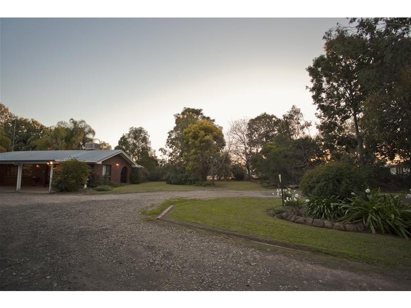 72 Oak Street, Chinchilla QLD 4413