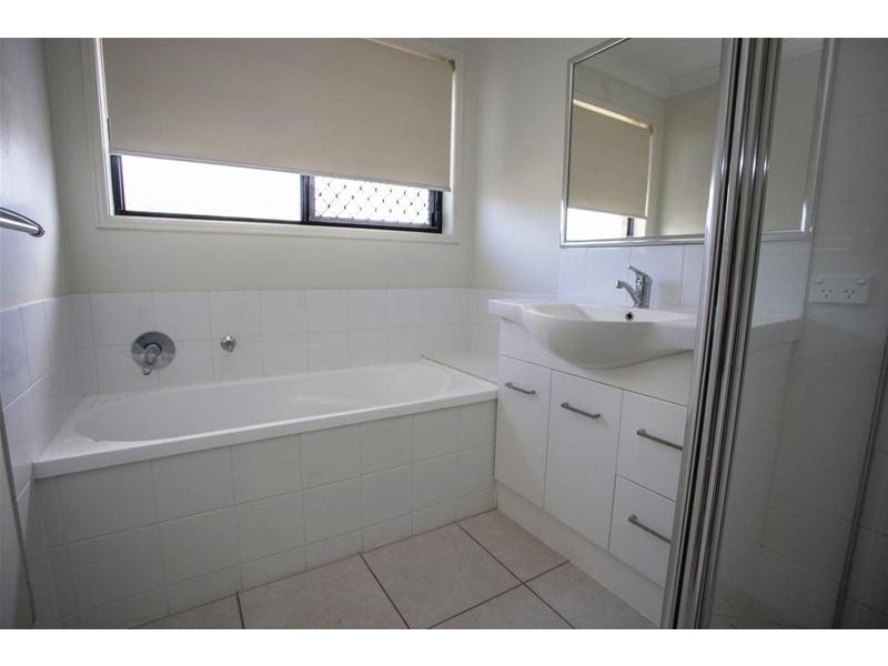 15 Campbell Street, Chinchilla QLD 4413