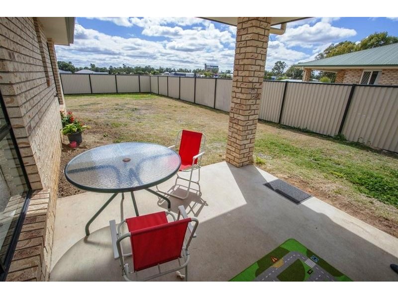 15 Campbell Street, Chinchilla QLD 4413