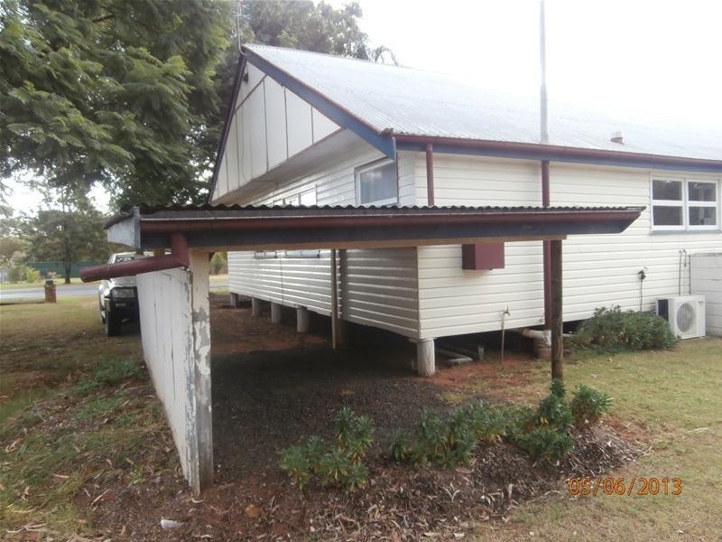 2/21 Beutel Street, Chinchilla QLD 4413