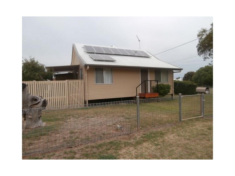 16 Russell Street, Chinchilla QLD 4413