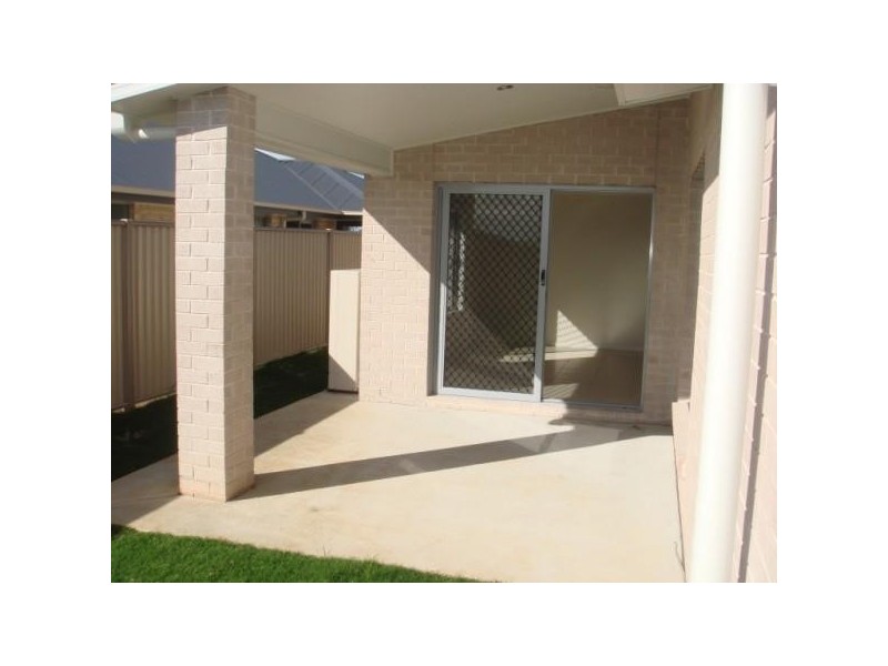 2/124 Price Street, Chinchilla QLD 4413