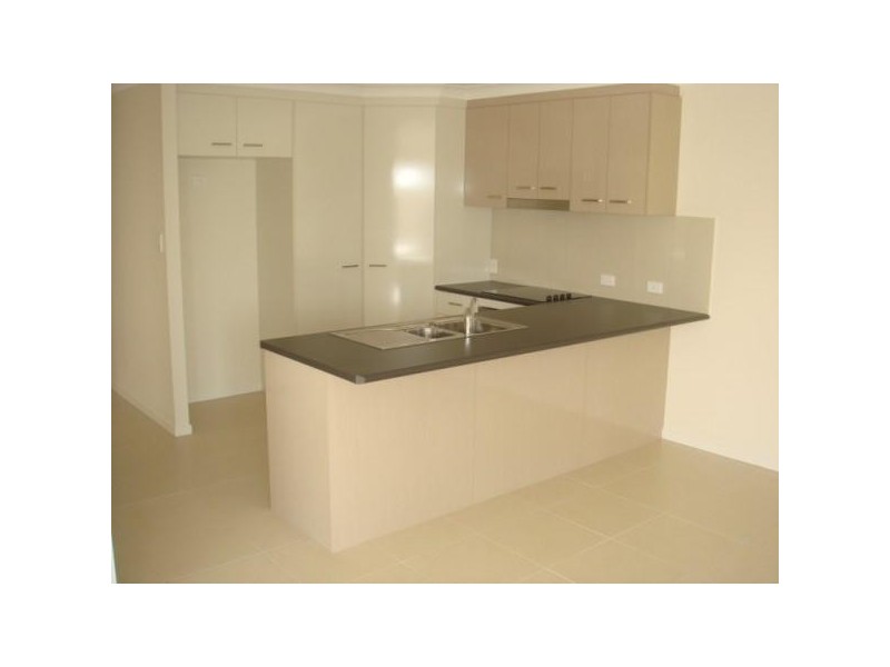 2/124 Price Street, Chinchilla QLD 4413