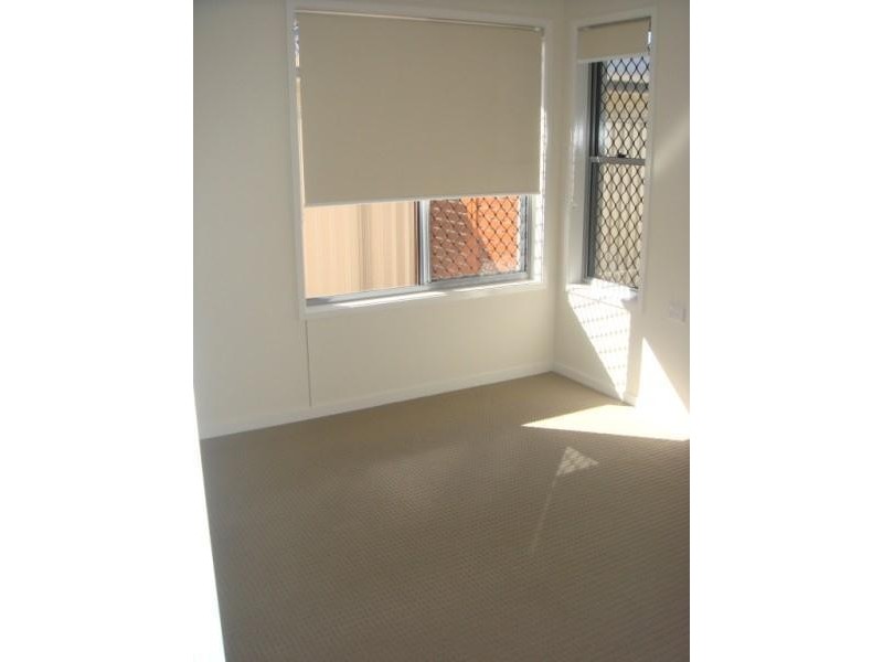 2/124 Price Street, Chinchilla QLD 4413