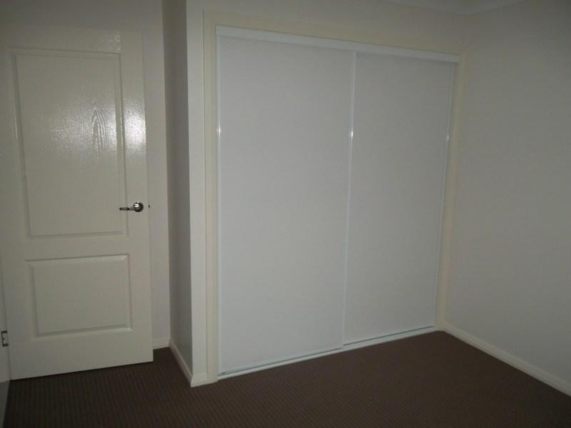 27 Racecourse Road, Miles QLD 4415