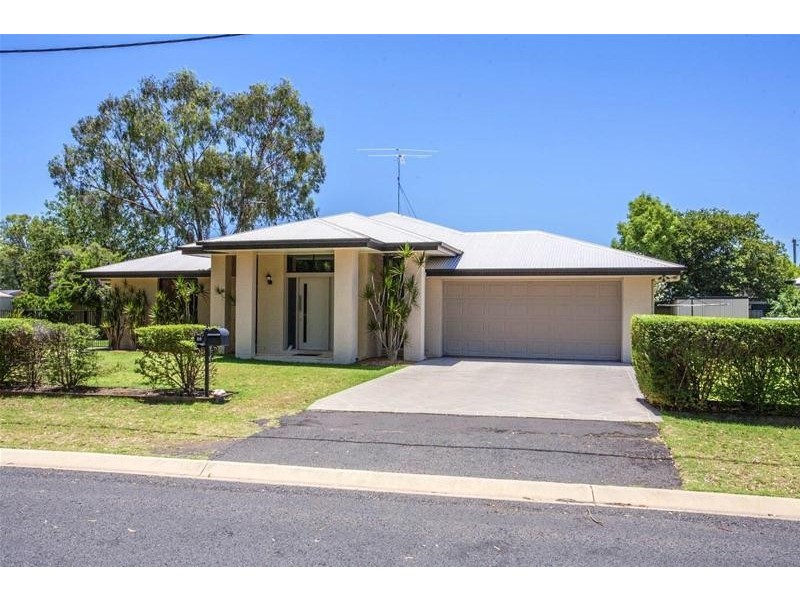 26 Graham Street, Chinchilla QLD 4413