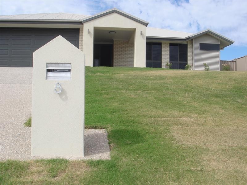 8 Cypress Pines Drive, Miles QLD 4415