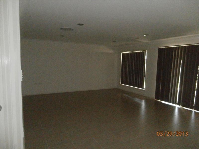 8 Cypress Pines Drive, Miles QLD 4415