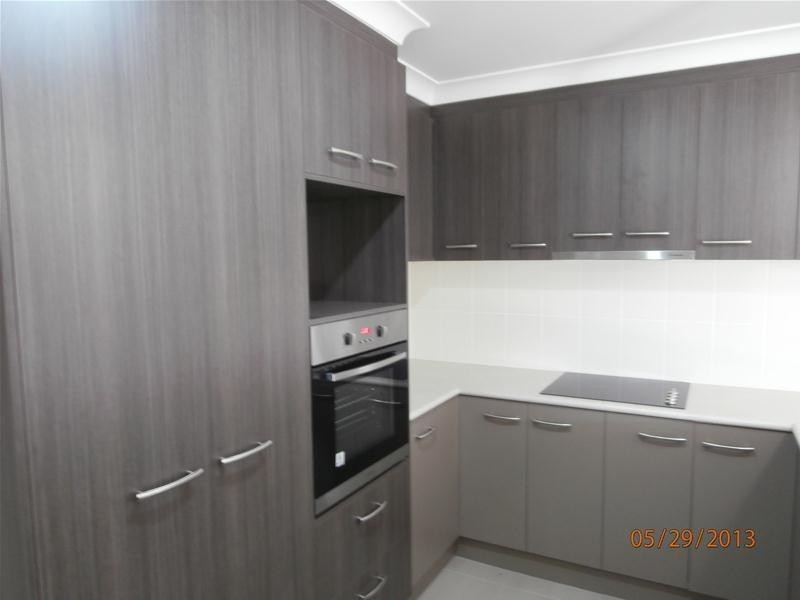 8 Cypress Pines Drive, Miles QLD 4415