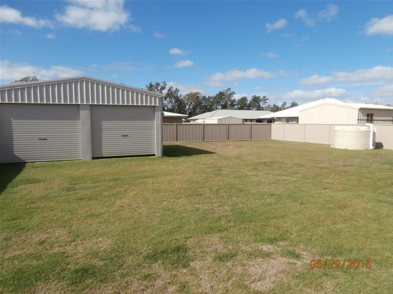 8 Cypress Pines Drive, Miles QLD 4415