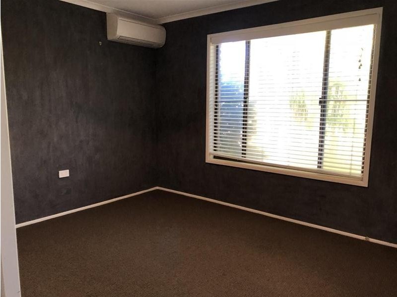 110 Rodger Street, Chinchilla QLD 4413