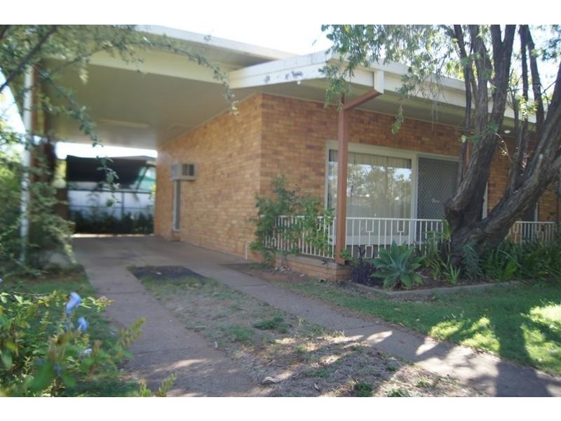 25 Fraser Street, Chinchilla QLD 4413