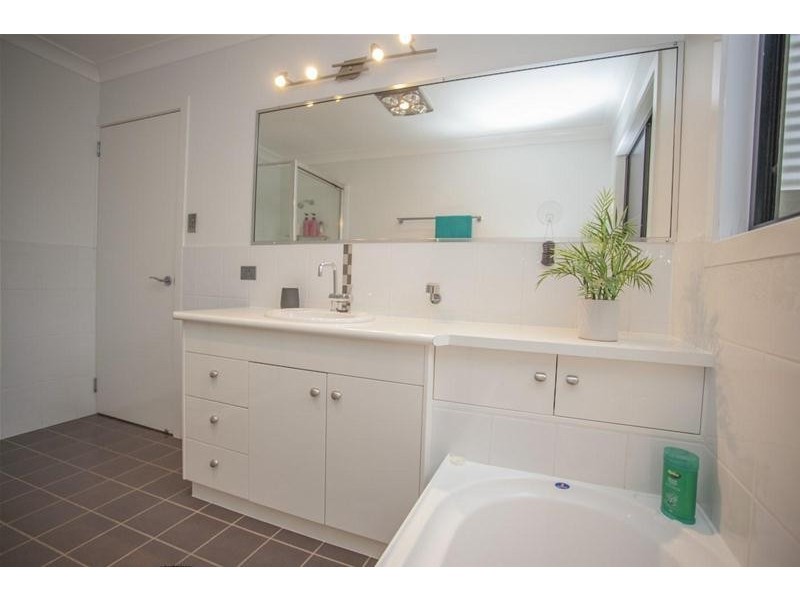 34 Parson Street, Chinchilla QLD 4413