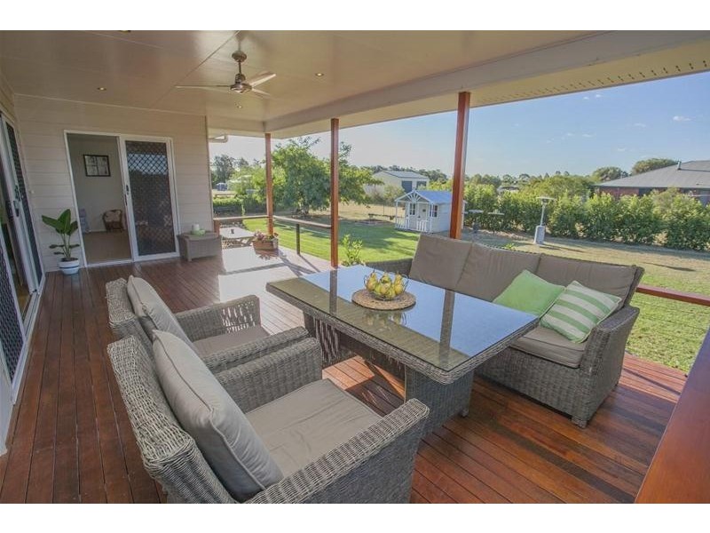 30 Ainsworth Street, Chinchilla QLD 4413