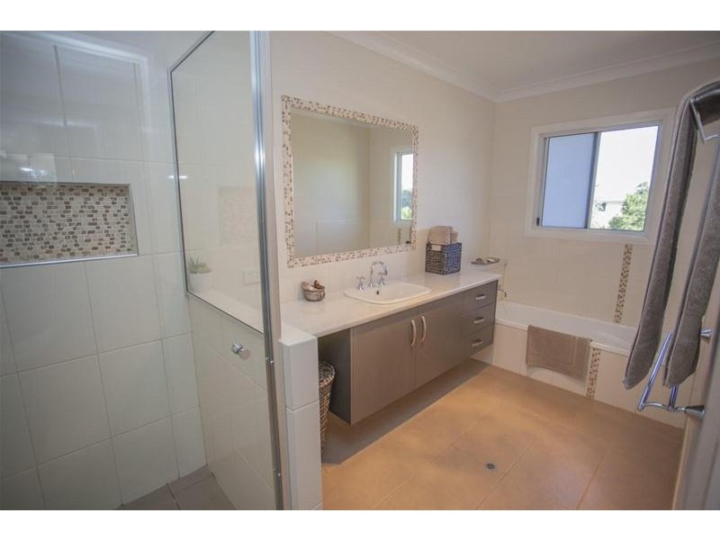 30 Ainsworth Street, Chinchilla QLD 4413