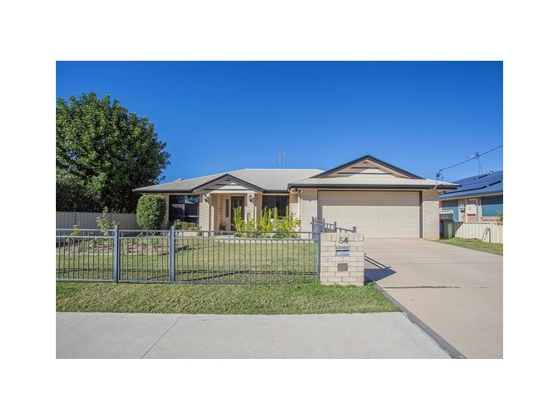 54 Wambo Street, Chinchilla QLD 4413