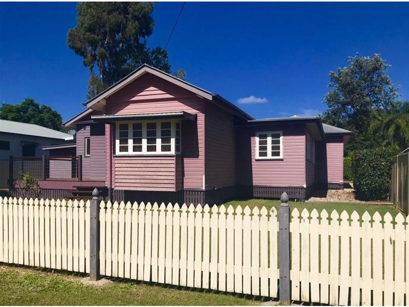 14 Condamine Street, Chinchilla QLD 4413