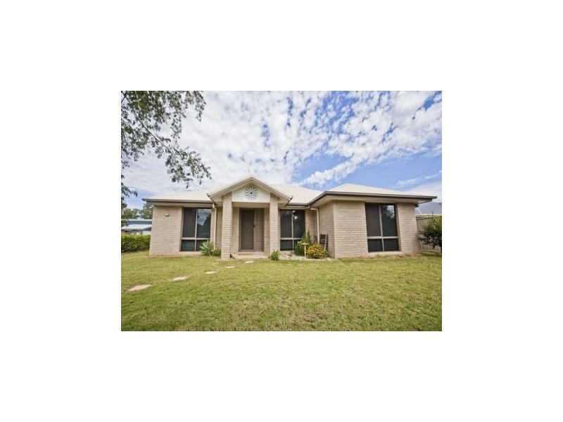 2 Skewis Street, Chinchilla QLD 4413