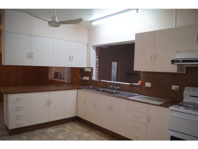 4 Wheeler Street, Chinchilla QLD 4413