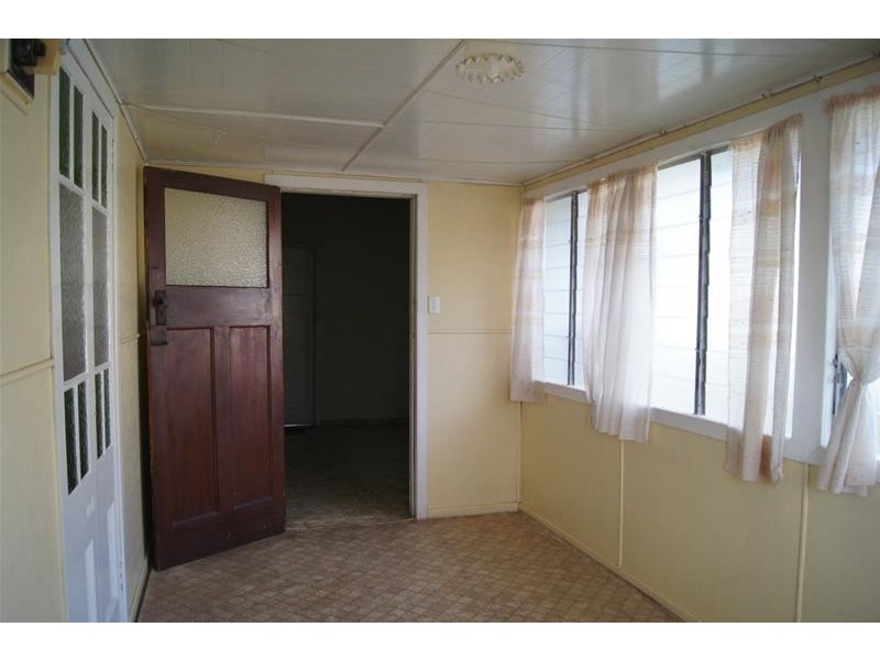 21 Middle Street, Chinchilla QLD 4413