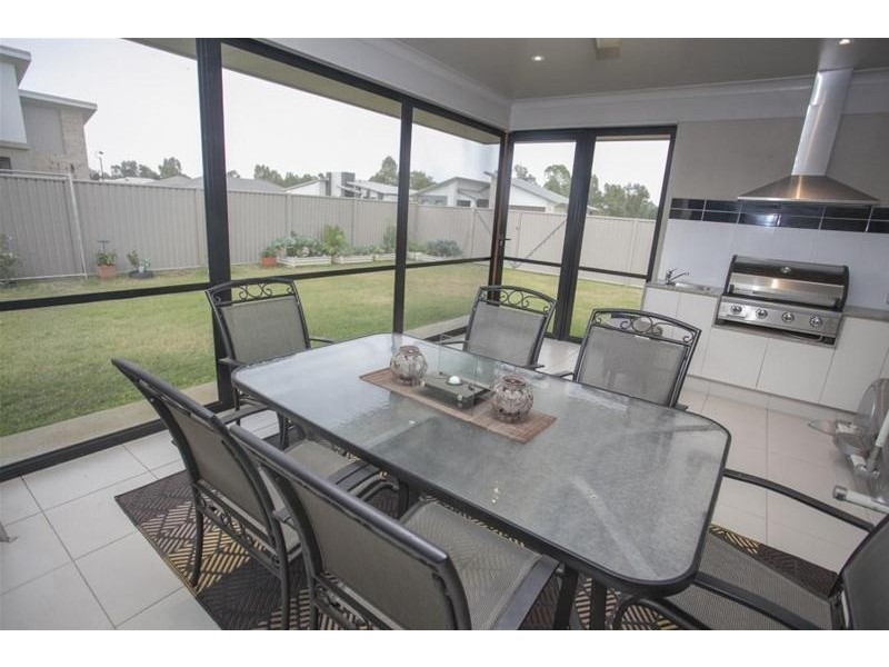 23 Sommerfeld Crescent, Chinchilla QLD 4413