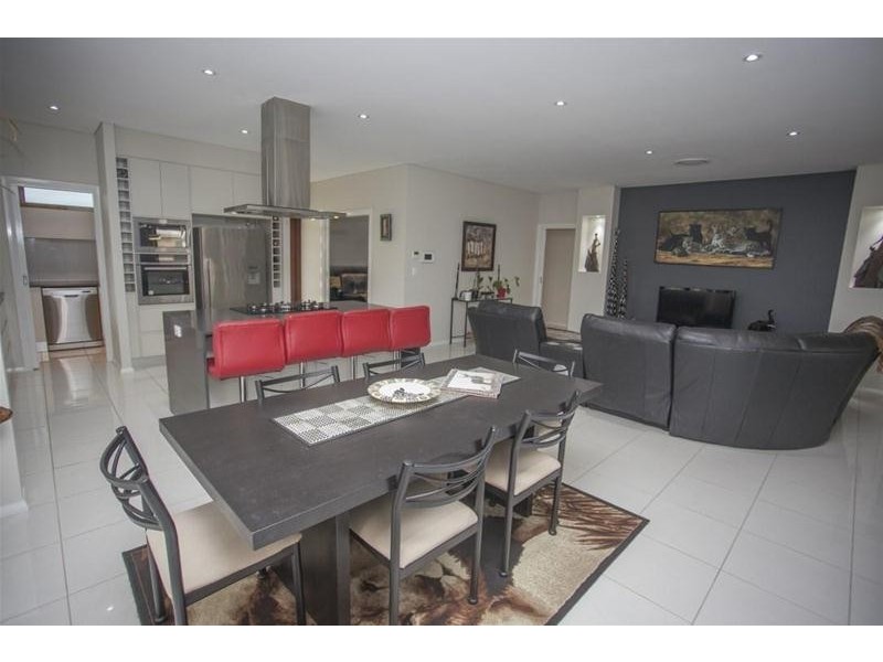 23 Sommerfeld Crescent, Chinchilla QLD 4413