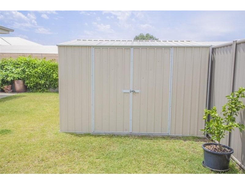 23 Sommerfeld Crescent, Chinchilla QLD 4413